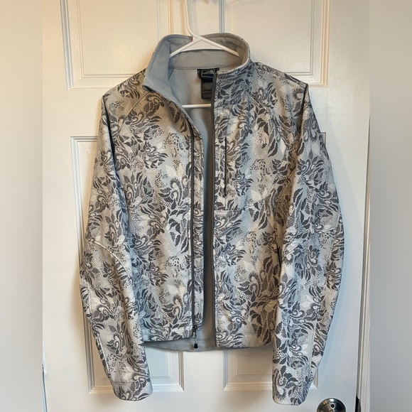 The North Face Jacket Size Small - Picture 5 of 10